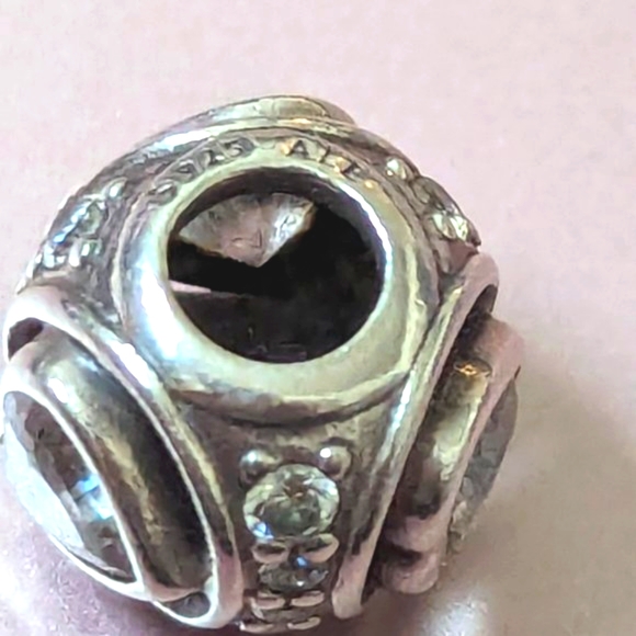 Pandora Elevated Heart Charm - Picture 7 of 11